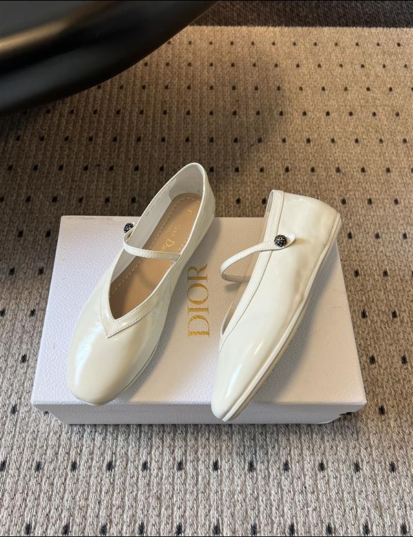 20251127171616967 320